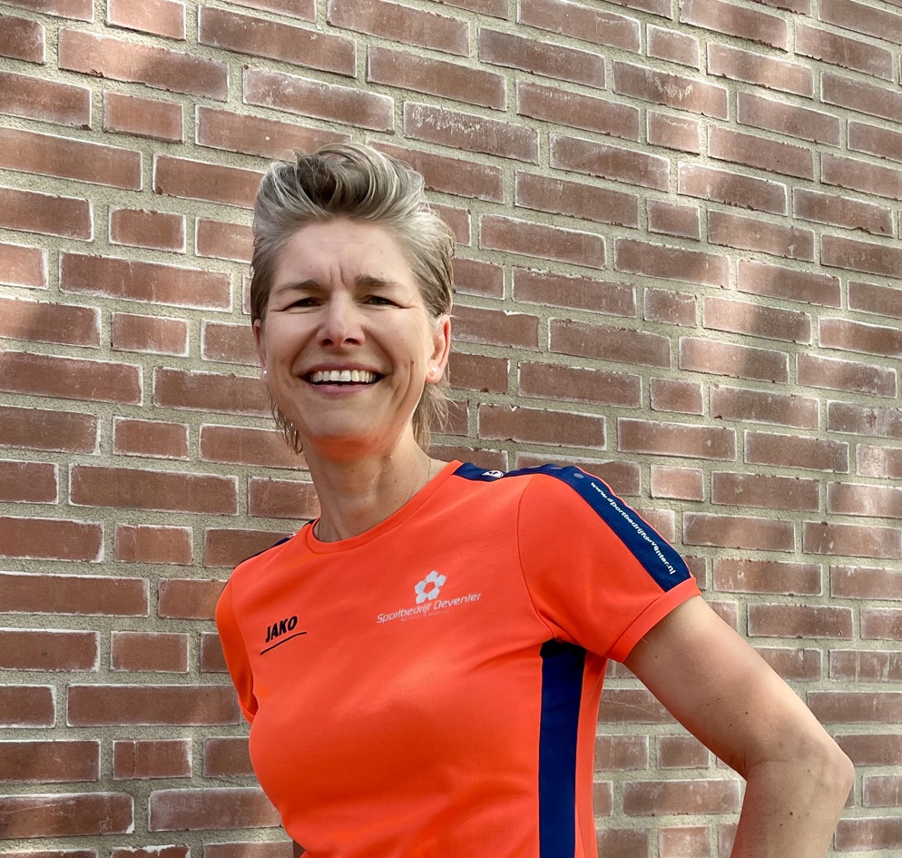 Wijkmakelaar Chantal Herms van Sportbedrijf Deventer